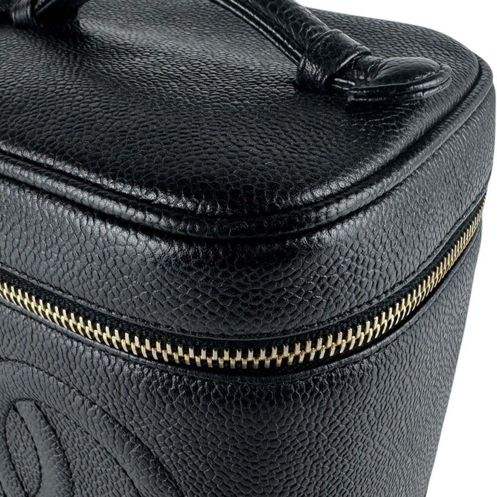 CHANEL Black Caviar Leather Vanity Bag - Picture 7 of 14